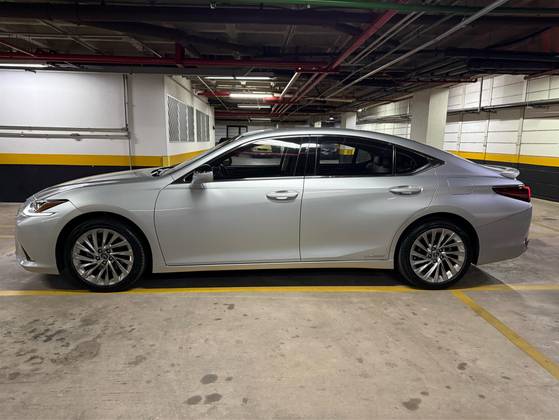 LEXUS ES 300h 2.5 16V HÍBRIDO CVT LEXUS ES 300h 2.5 16V HÍBRIDO CVT